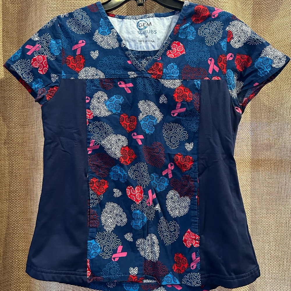 Gem Scrubs Medium scrub top